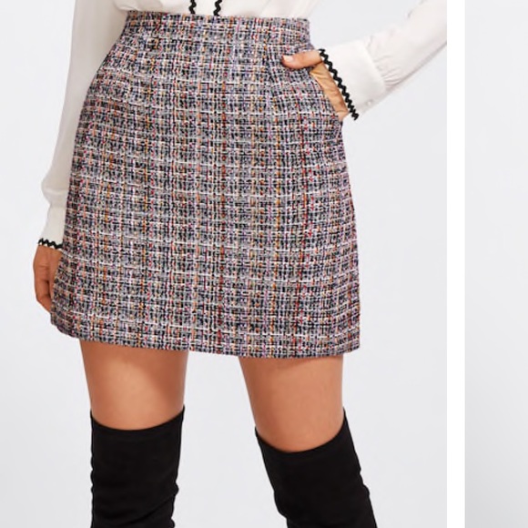 SHEIN Dresses & Skirts - NWT TWEED SKIRT
